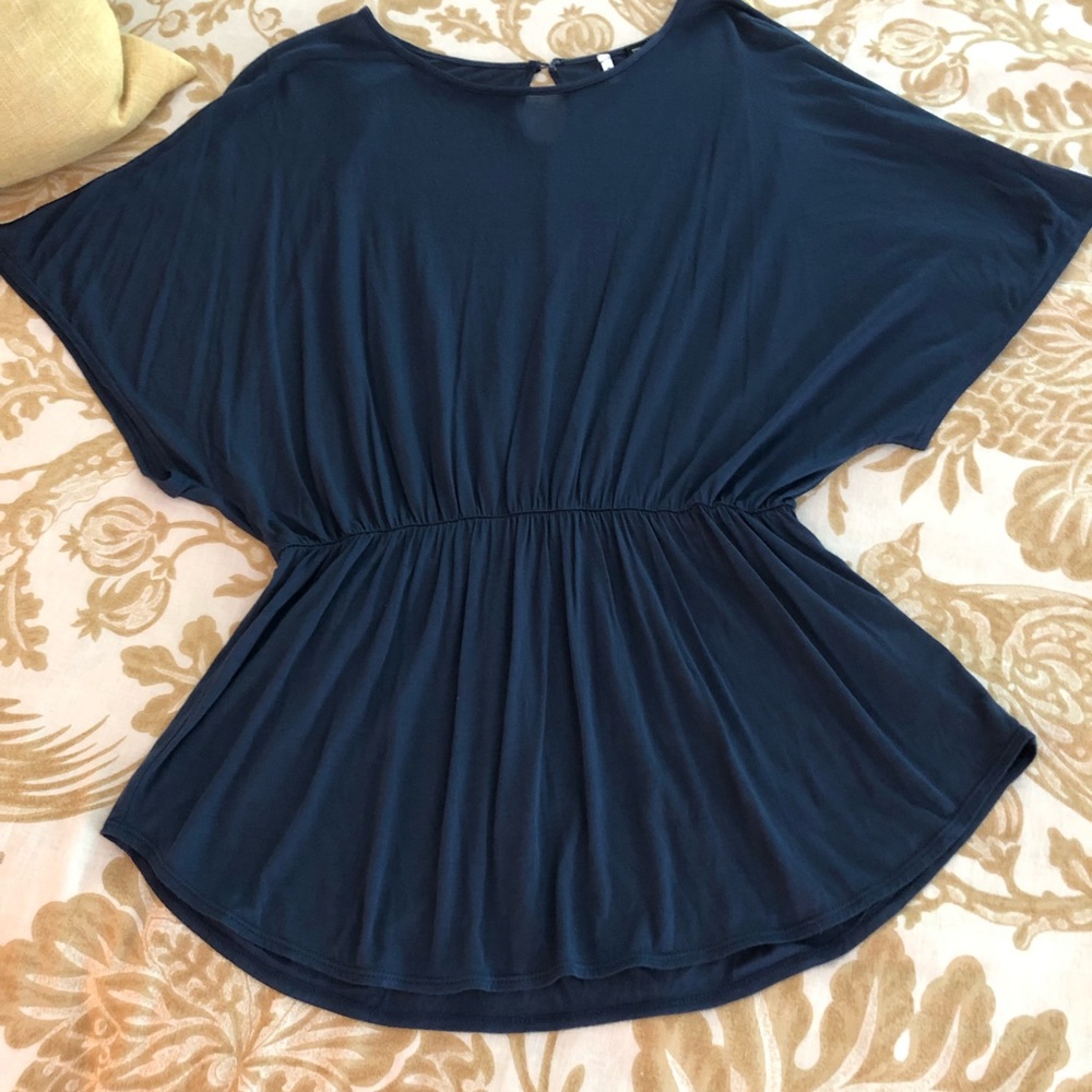 Smitten lightweight top - Picture 5 of 7